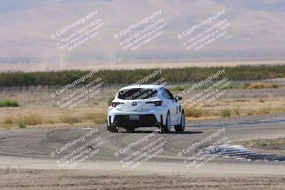 media/Oct-04-2025-OnGrid (Sat) [[44bd565ffa]]/Yellow Group/Grapevine/